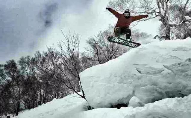 滑雪中的惠轶，图片来源：铅笔道