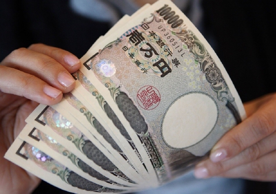 高盛称日元是理想的衰退对冲工具，被严重超卖