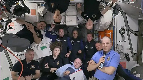因地面天气恶劣，SpaceX首批4名太空游客在国际空间站滞留数日 (http://www.hsqixing.com/) IT界 第3张