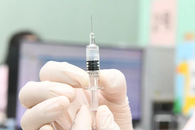HPV疫苗之后再揽200亿订单，智飞生物又抱到了新「大腿」｜焦点分析