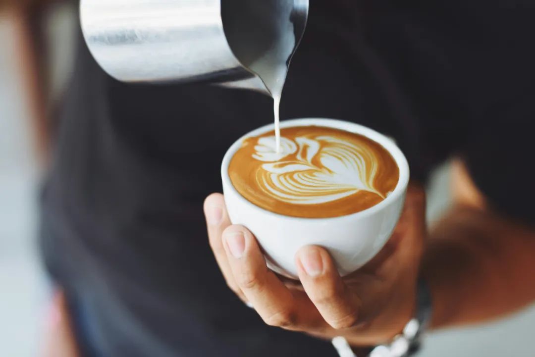 「彩票+咖啡」大流行，专门店全国涌现，这是不是个新机会？
