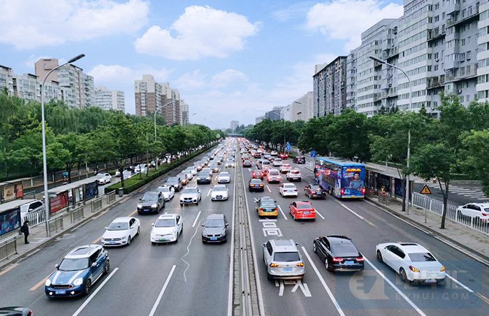 广州一季度新能源车产量增长1.4倍，充电桩产量增长6.7倍