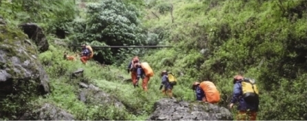 云南苍山失联13人全部确认安全