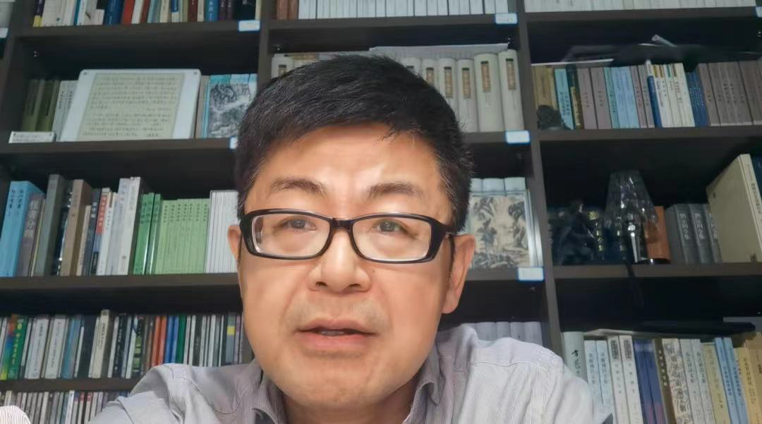 北京大学社会学系主任周飞舟在成立仪式上致辞
