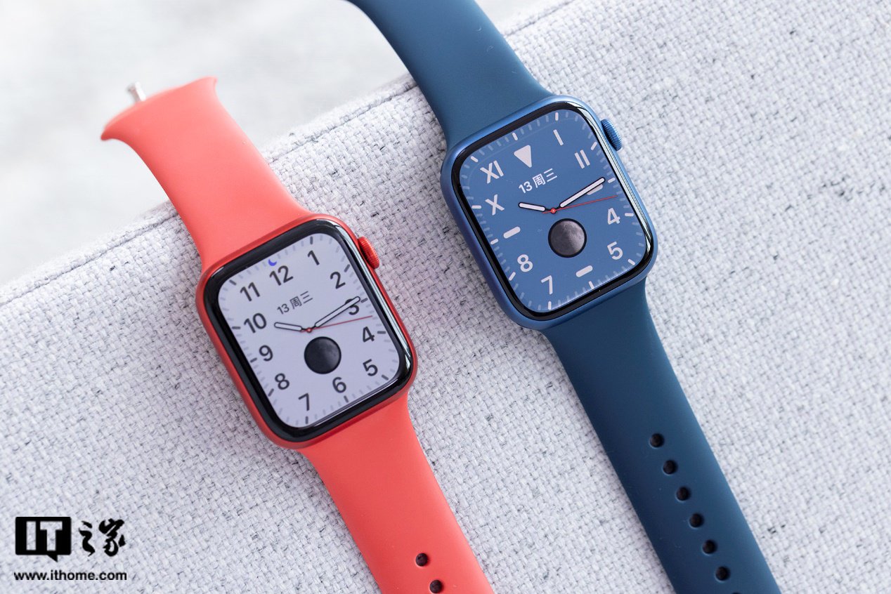 配 2.12 英寸屏幕，集邦咨询称苹果 2026 年推出 Micro LED 面板 Apple Watch