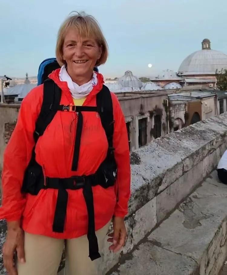 世界首位独自徒步重走马可·波罗行程的女性：在古丝绸之路上感受“一带一路”带来的变化