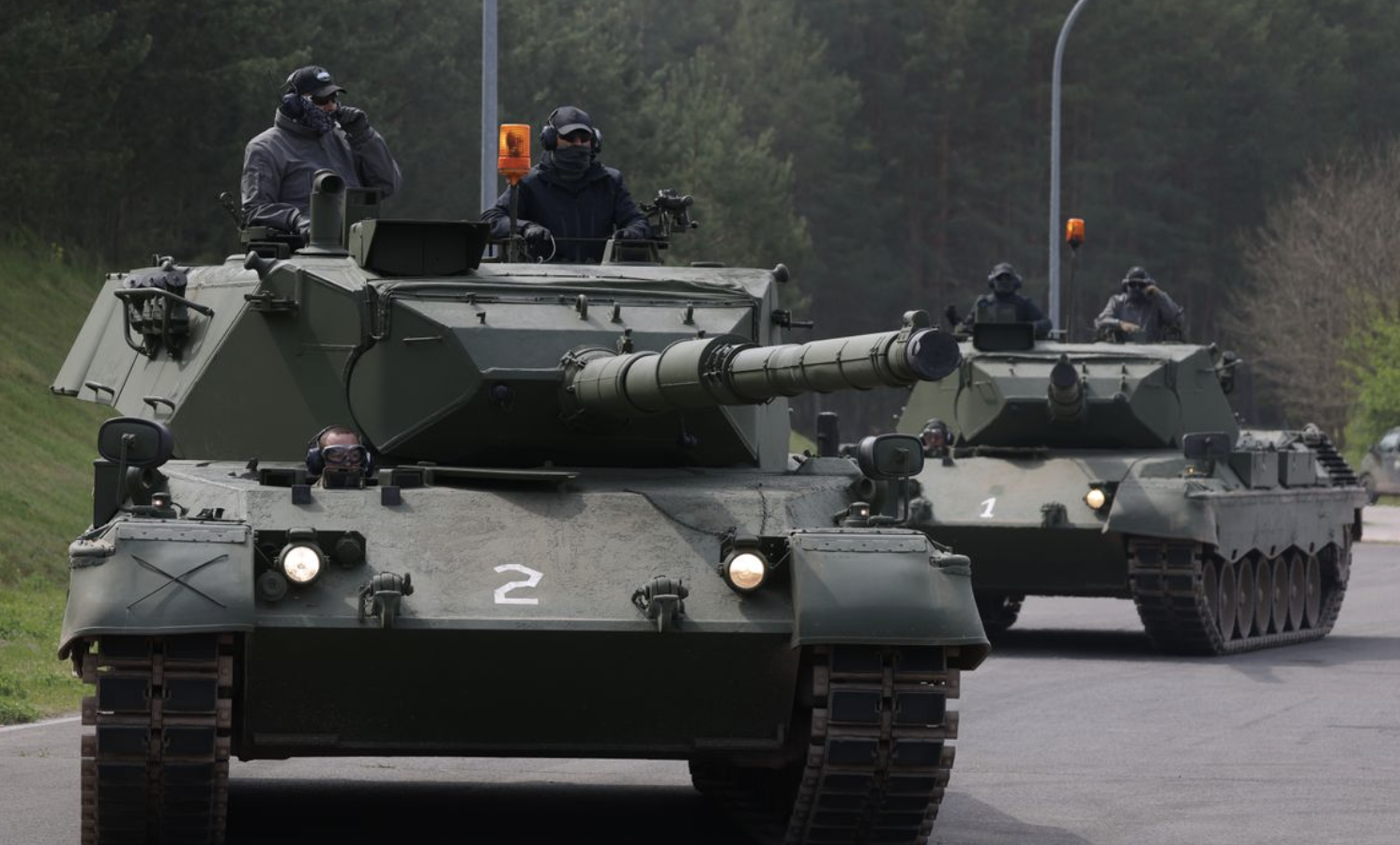 德国坦克再次被乌克兰拒收，乌情报局长：西方还可以提供更多，武器库还没完全清空