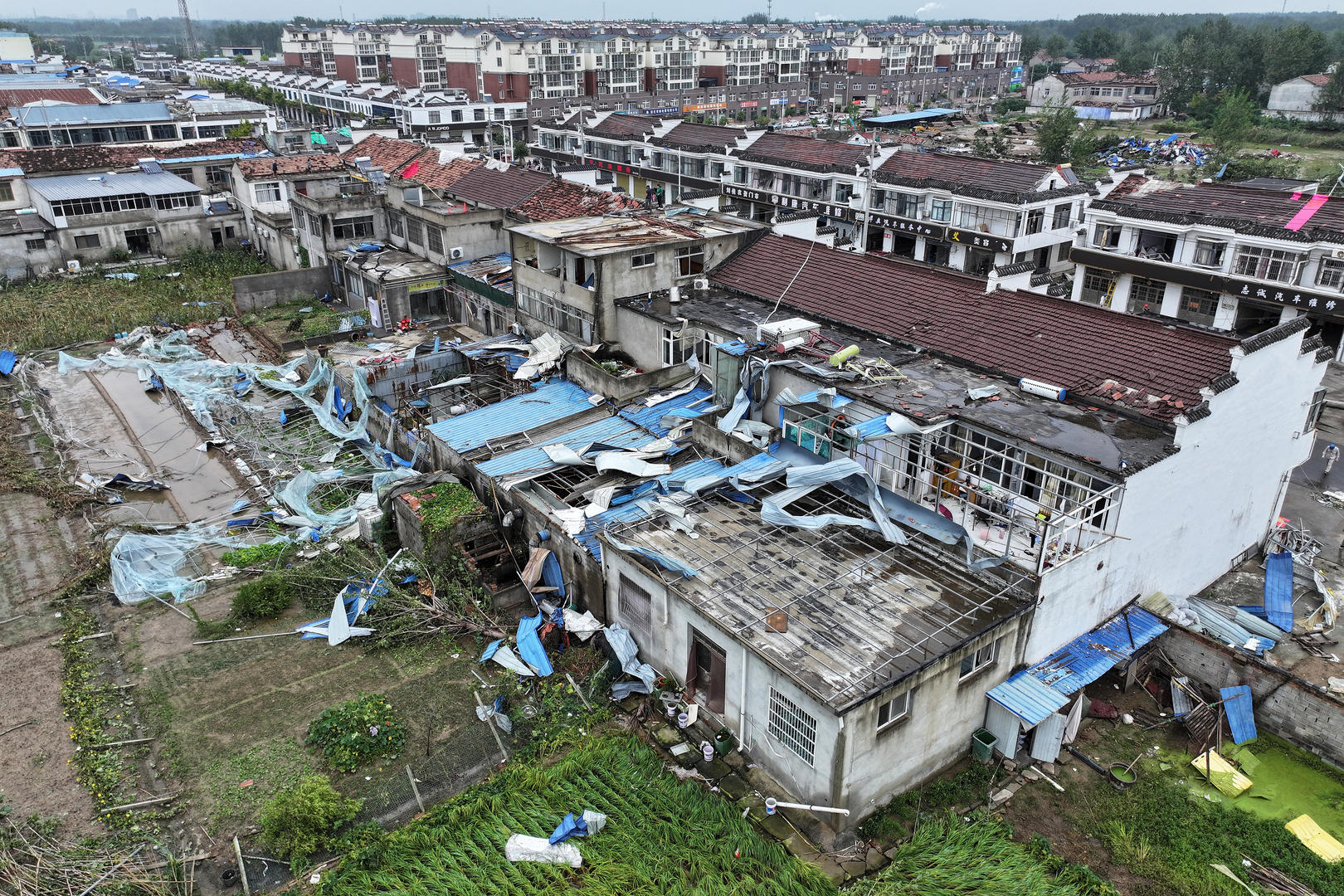 江苏龙卷风受灾居民：自家屋顶、窗户受损，有三轮车被卷到500米外 灾后重建工作进行中