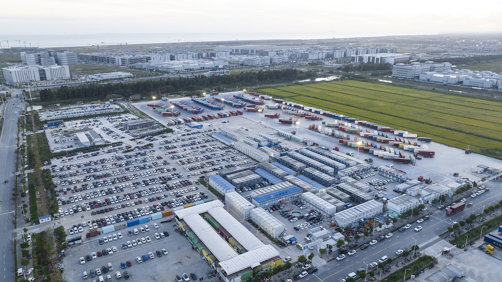 上海浦东临港特斯拉超级工厂。图片来源：视觉中国