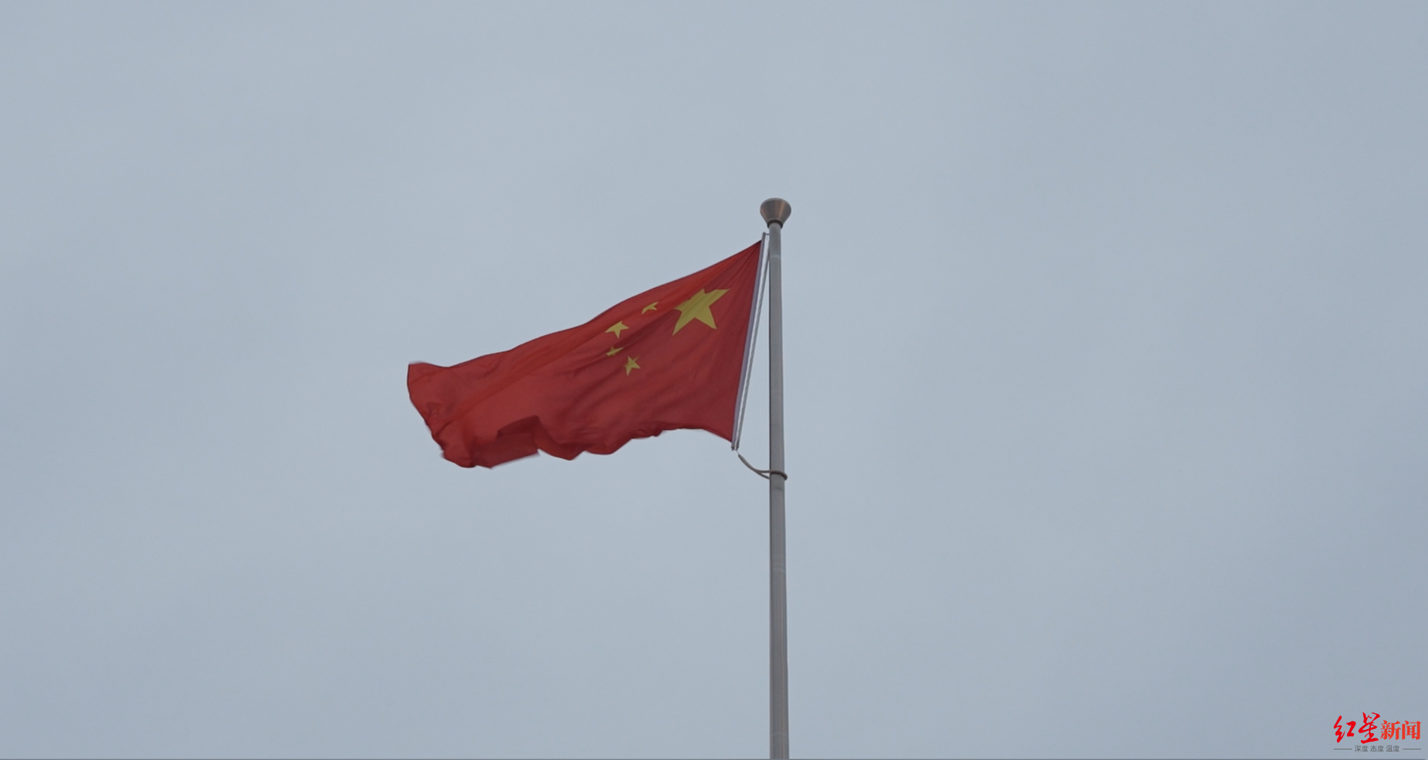 锦绣蓉城，国旗飘扬！亲爱的祖国，生日快乐！