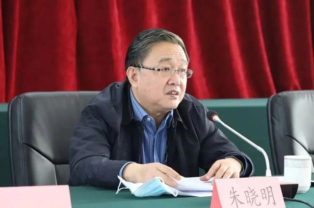 在干部选拔任用中培植个人势力，山西省政协经济委员会原主任朱晓明被开除党籍