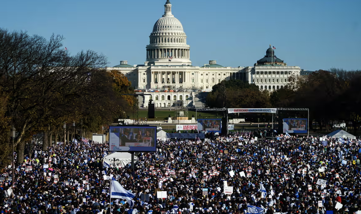 ▲14日，以色列支持者聚集在白宫前反对停火