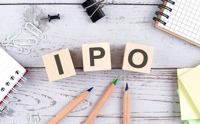 IPO观察丨主营业务毛利率下滑严重，和特能源大额分红补窟窿