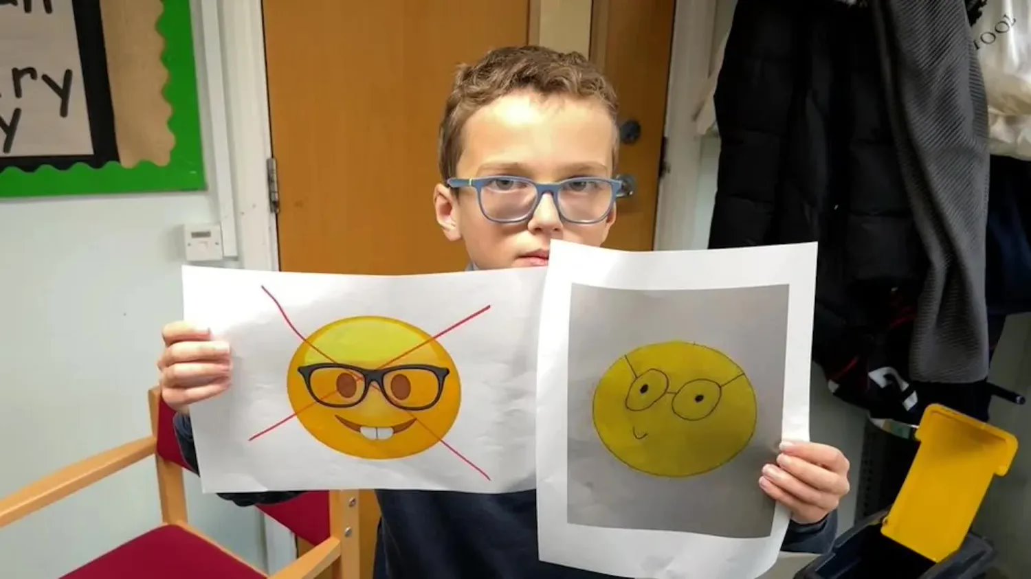 英国 10 岁男孩请愿苹果重新设计“书呆子脸”Emoji