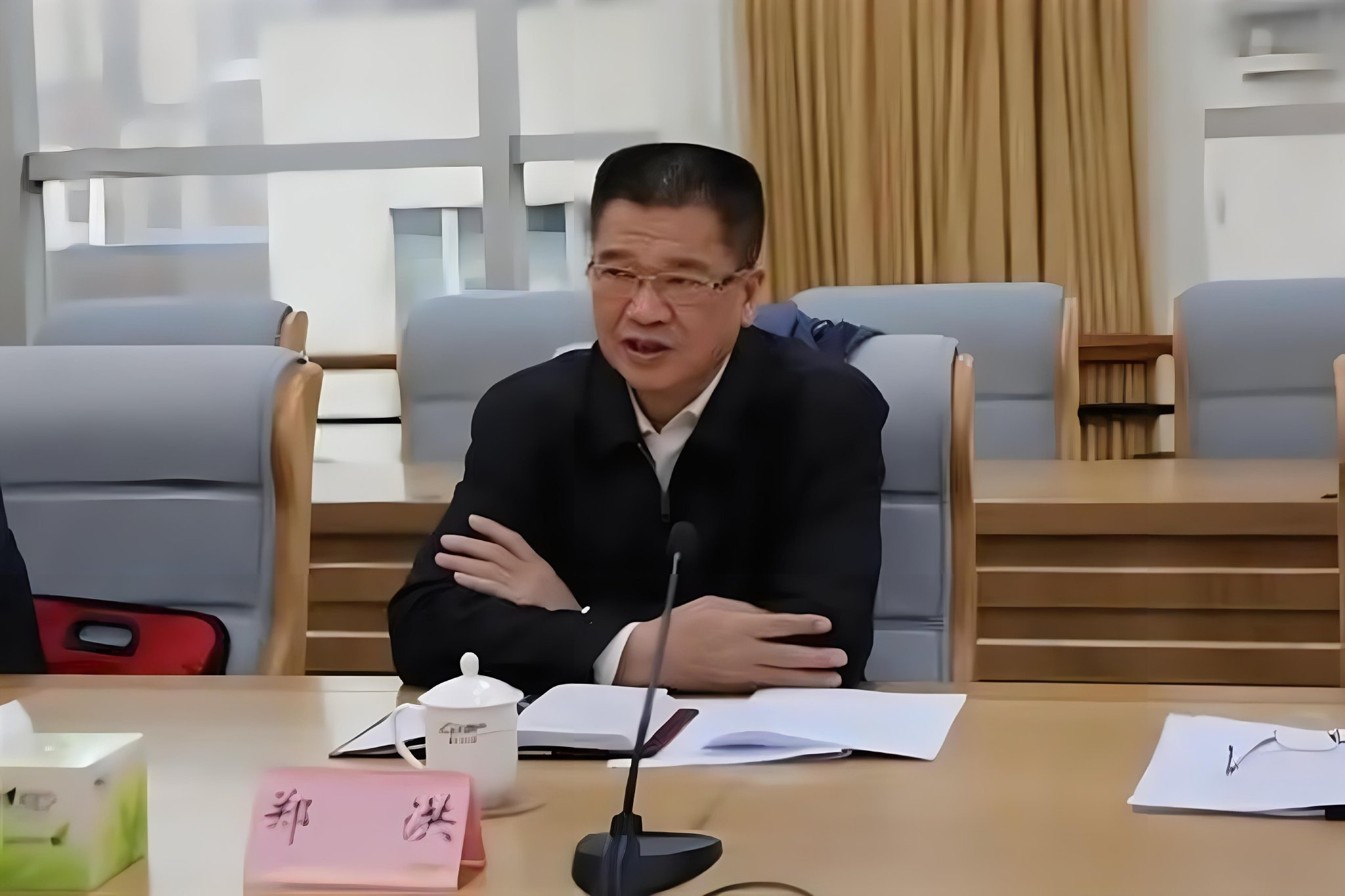 重庆市人大常委会原副主任郑洪被提起公诉 被控受贿超20年