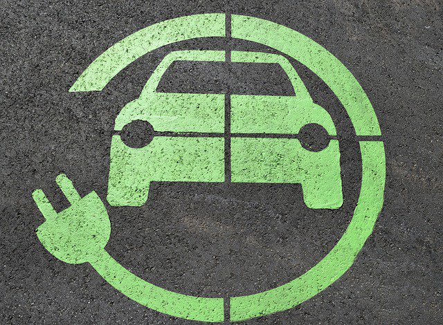 国家能源局：2023 年底我国电动汽车充电基础设施总量达 859.6 万台，同比增长 65%