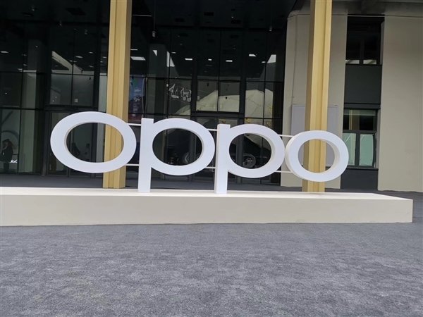 OPPO回应暂停折叠屏项目：折叠系列产品按计划推进