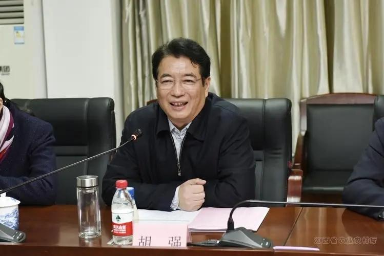 江西省政协原副主席胡强被查 曾在省财政厅任职33年 任厅长8年