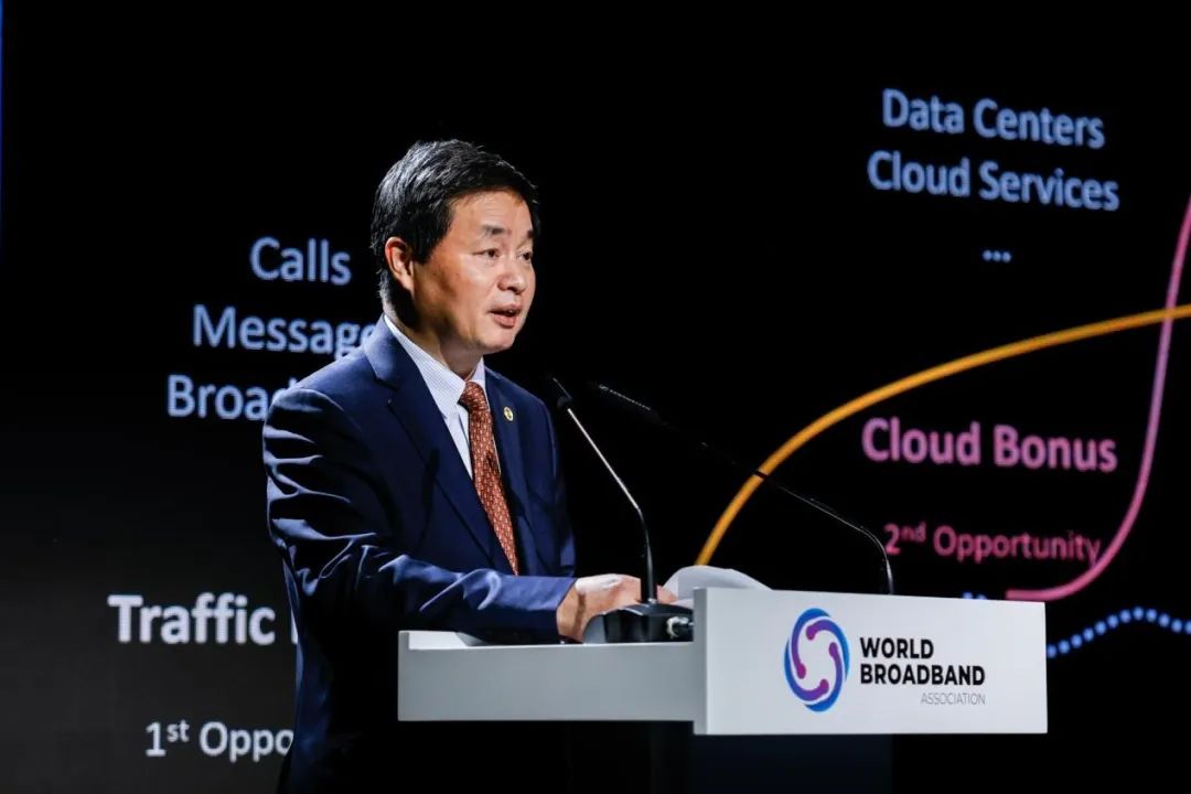中国电信柯瑞文：加快推动科技型企业转型，引领云网宽带产业新繁荣