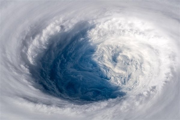 台风“摩羯”逼近！预计9月6日在琼粤沿海登陆