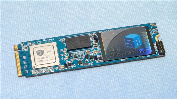 这才是我想要的PCIe 5.0 SSD！慧荣SM2508主控首测：读写满血 还不烫手