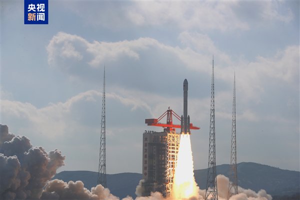 中国版星链！千帆极轨03组卫星发射成功