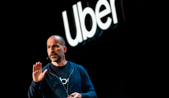 Uber CEO：将削减开支放缓招聘 暂停大型投资