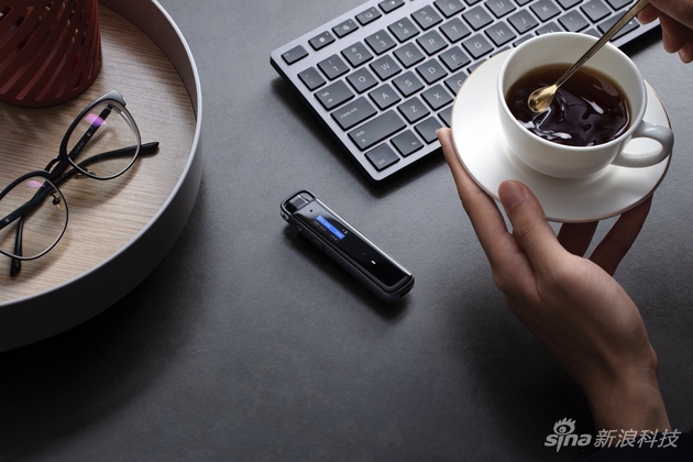 科大讯飞发布H1 Pro智能录音笔 定价699元
